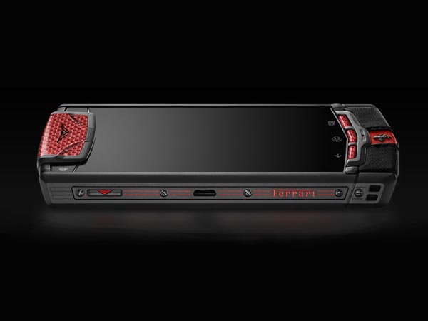 Vertu Ti Ferrari Limited Edition สมาร์ทโฟนสุดหรูสไตล์รถ Ferrari ราคา 5 แสน