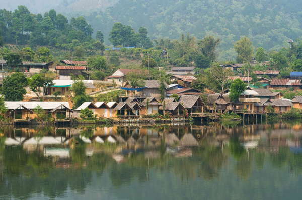 บ้านรักไทย บ้านรักไทย