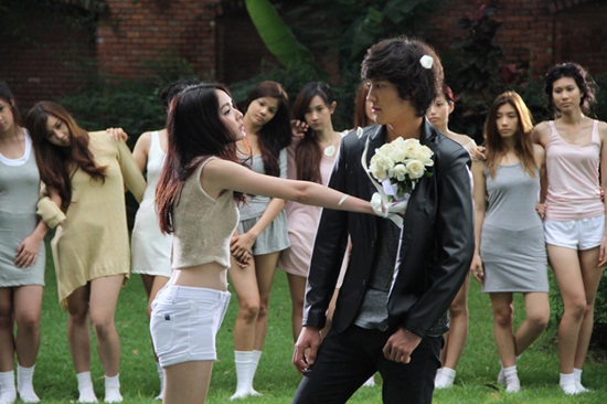 โฟร์-มด MV เพลง คนดีนาทีสุดท้าย