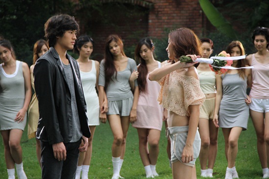โฟร์-มด MV เพลง คนดีนาทีสุดท้าย