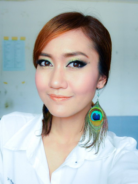 สอนแต่งหน้า