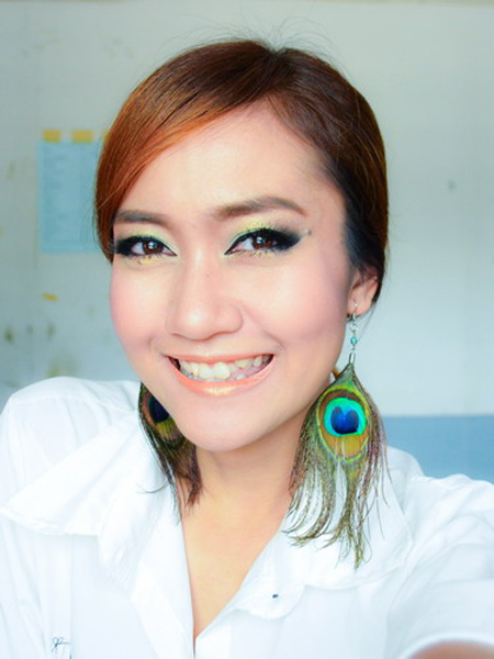 สอนแต่งหน้า