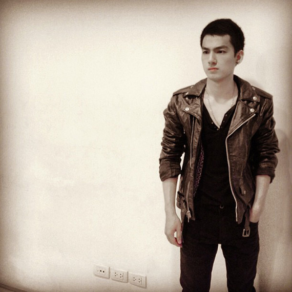 เจมส์ ภูวดล เวชวงศา ประวัติ เจมส์ ภูวดล เวชวงศา ประวัติ