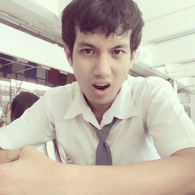 เพชร นพรัตน์ ประเสริฐสุข เพชร นพรัตน์ ประเสริฐสุข