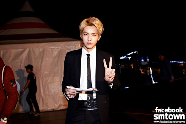 คริส exo คริส exo