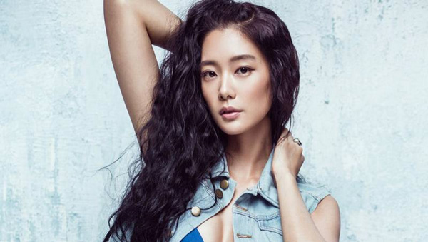 คลาร่า ลี แชทหวานถึงประธาน Polaris คลาร่า ลี แชทหวานถึงประธาน Polaris