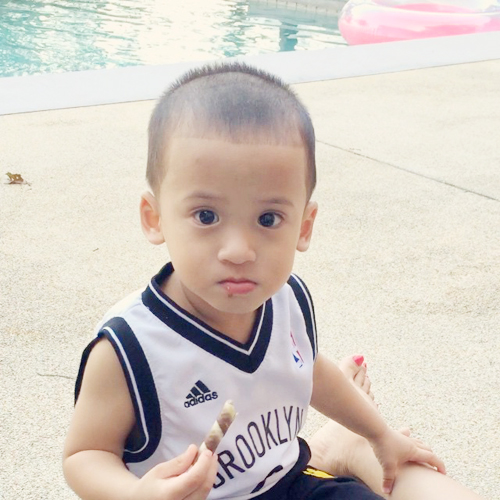 น้องบีน่า น้องบีน่า