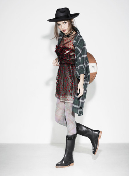 ญาญ่าญิ๋ง Touch Magazine