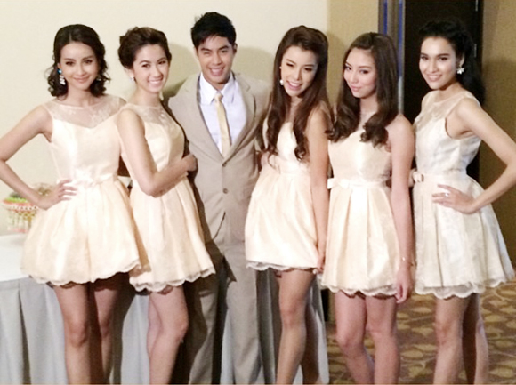 งานแต่งจิราวัฒน์ มาลีนนท์ งานแต่งจิราวัฒน์ มาลีนนท์