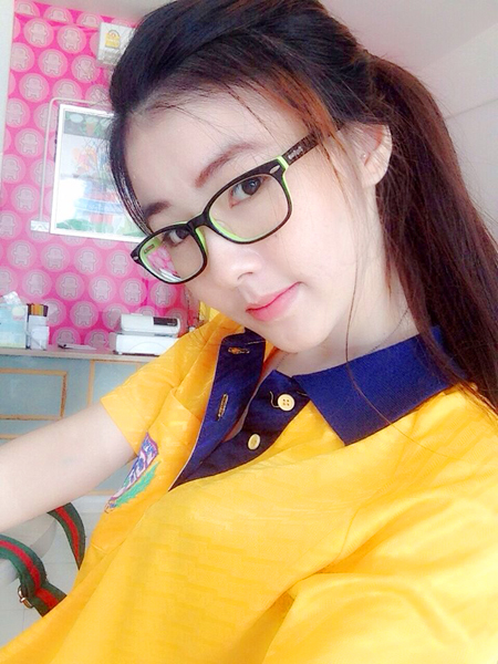 น้องเมย์ นักศึกษาพยาบาล น้องเมย์ นักศึกษาพยาบาล