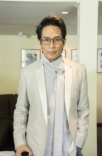 เบิร์ด ธงไชย ถ่ายทอดอารมณ์ลึก ๆ ของผู้ชาย ผ่านเพลง คนแพ้ที่ไม่มีน้ำตา เบิร์ด ธงไชย ถ่ายทอดอารมณ์ลึก ๆ ของผู้ชาย ผ่านเพลง คนแพ้ที่ไม่มีน้ำตา
