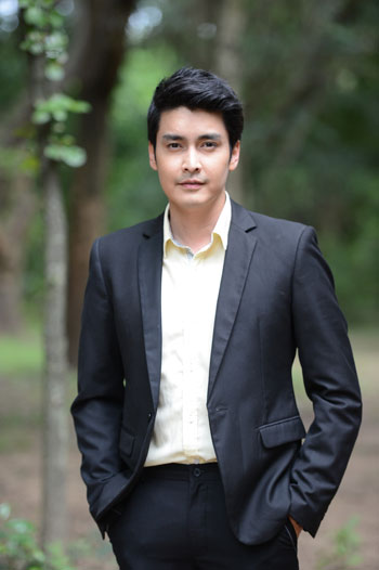 เขตต์ ฐานทัพ