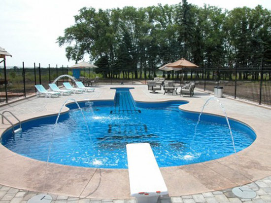 swimming pool
