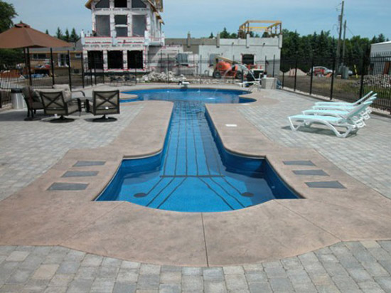 swimming pool
