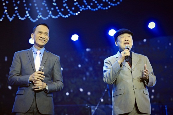 คอนเสิร์ตกล่อมกรุง ครวญเพลงไพเราะ สมเกียรติตำนานเพลงลูกกรุง คอนเสิร์ตกล่อมกรุง ครวญเพลงไพเราะ สมเกียรติตำนานเพลงลูกกรุง
