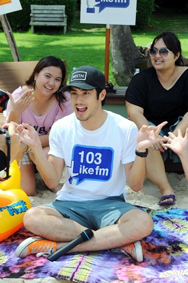 103 like fm 103 like fm