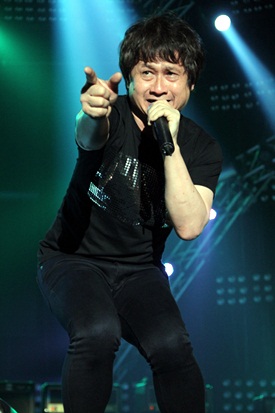 Short Charge Shock Rock Legend Short Charge Shock Rock Legend