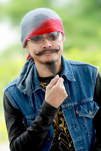 Lek Karabao