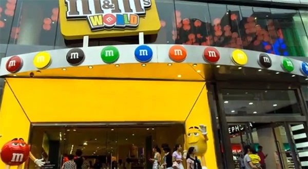  M&M\'s เซี่ยงไฮ้ ช็อปของคนรักช็อกโกแลตแห่งแรกในเอเชีย