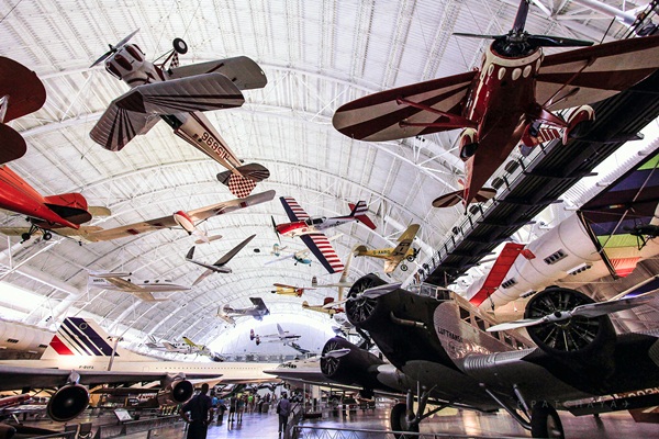 พาเที่ยว Steven F. Udvar-Hazy Center พิพิธภัณฑ์การบินและอวกาศ พาเที่ยว Steven F. Udvar-Hazy Center พิพิธภัณฑ์การบินและอวกาศ