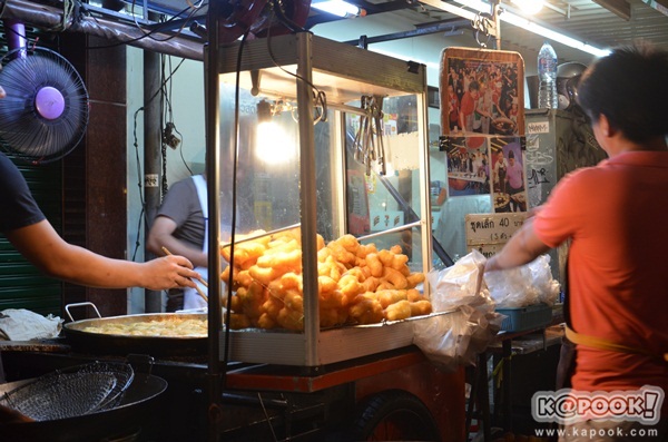  ตะลุยเยาวราชตอนค่ำ ตระเวณหาของกินร้านอร่อย