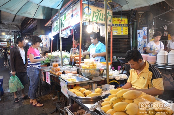  ตะลุยเยาวราชตอนค่ำ ตระเวณหาของกินร้านอร่อย