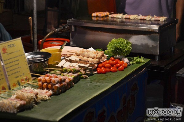   ตะลุยเยาวราชตอนค่ำ ตระเวณหาของกินร้านอร่อย