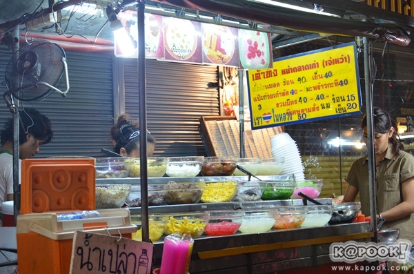   ตะลุยเยาวราชตอนค่ำ ตระเวณหาของกินร้านอร่อย