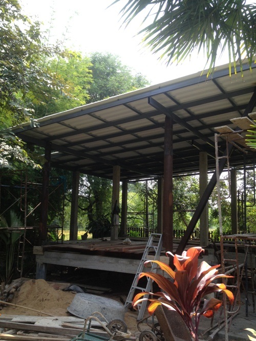 สร้างบ้านชั้นเดียวยกพื้นหลังเล็ก บนที่เหลือของบ้านหลังแรก สร้างบ้านชั้นเดียวยกพื้นหลังเล็ก บนที่เหลือของบ้านหลังแรก