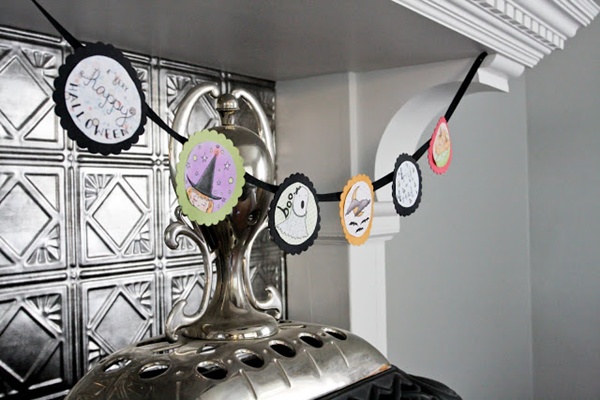 25 ไอเดีย DIY โมบายแต่งบ้านแบบผี ๆ รับฮาโลวีน
