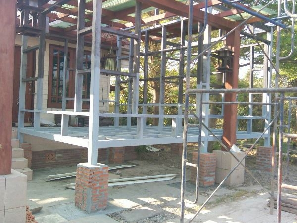 สร้างบ้านโครงเหล็กหลังเล็ก ๆ สร้างบ้านโครงเหล็กหลังเล็ก ๆ