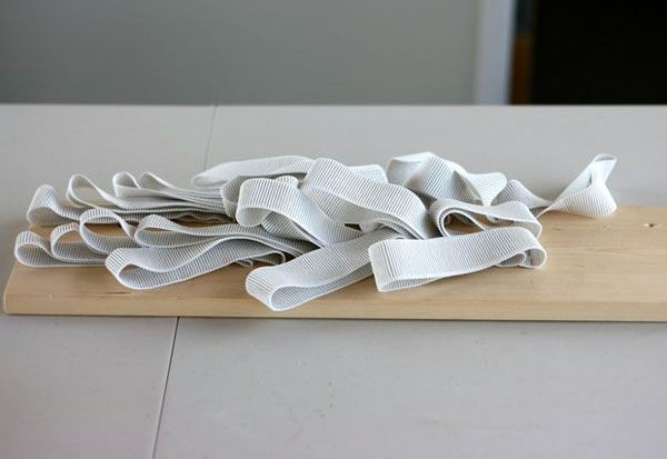 DIY ชั้นหนังสือกลับหัว สำหรับคนนอกกรอบ