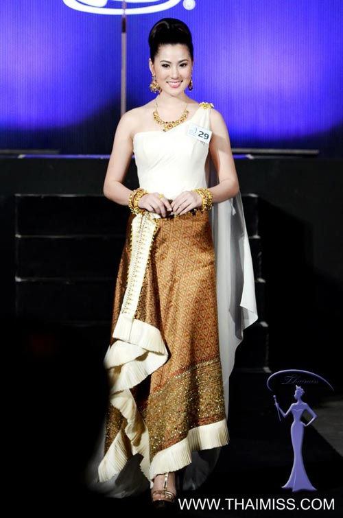 มิสยูนิเวิร์สไทยแลนด์ 2013 มิสยูนิเวิร์สไทยแลนด์ 2013