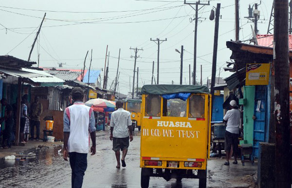 อีโบลาเสี่ยงระบาดเพิ่ม หลังผู้ป่วยหนีจากศูนย์กักกันในไลบีเรีย