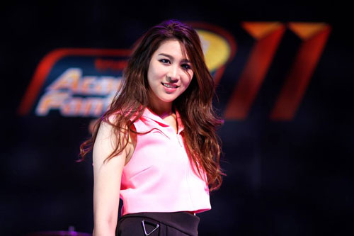 เอม สาธิดา ปิ่นสินชัย ประวัตินักร้องเสียงดี แชมป์ AF11 เอม สาธิดา ปิ่นสินชัย ประวัตินักร้องเสียงดี แชมป์ AF11