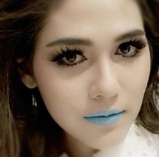 ชมพู่ อารยา
