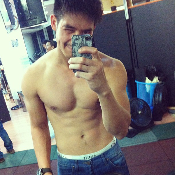 นายแบบชุดว่ายน้ำ นายแบบชุดว่ายน้ำ