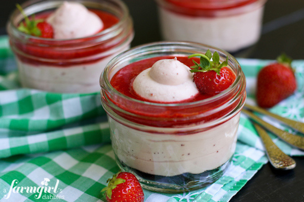 20 ไอเดียทำเมนูสุดอร่อยจากสตรอว์เบอร์รี 20 ไอเดียทำเมนูสุดอร่อยจากสตรอว์เบอร์รี