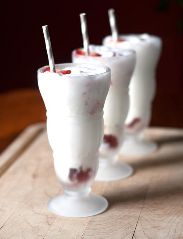 20 ไอเดียทำเมนูสุดอร่อยจากสตรอว์เบอร์รี 20 ไอเดียทำเมนูสุดอร่อยจากสตรอว์เบอร์รี