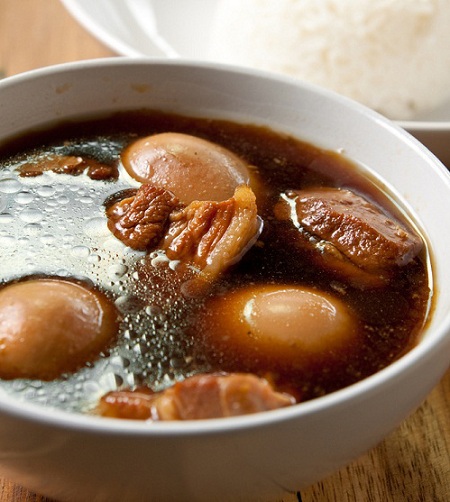 10 เมนูไข่ต้มสุดอร่อย ทำง่าย ๆ หลากหลายแบบ 10 เมนูไข่ต้มสุดอร่อย ทำง่าย ๆ หลากหลายแบบ