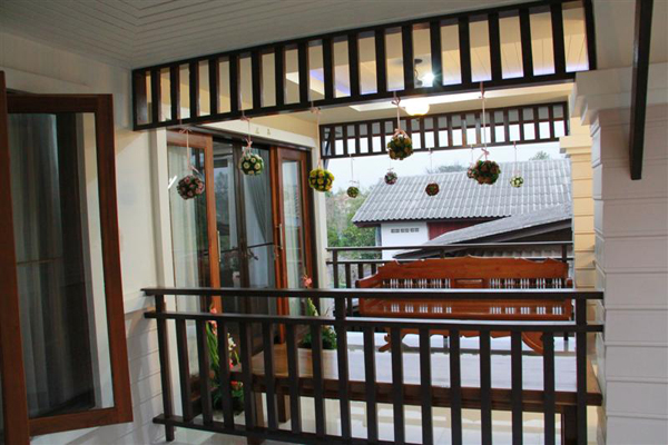 แบบบ้านไทยประยุกต์ ปลูกให้พ่อแม่ บนพื้นที่ 110 ตร.ว. แบบบ้านไทยประยุกต์ ปลูกให้พ่อแม่ บนพื้นที่ 110 ตร.ว.