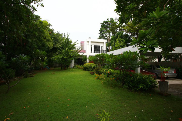 บ้านสวยปลูกเอง งบ 1.6 ล้านบาท บรรยากาศร่มรื่น บ้านสวยปลูกเอง งบ 1.6 ล้านบาท บรรยากาศร่มรื่น
