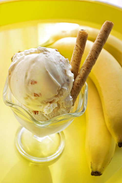 ไอศกรีมกล้วยหอมสับปะรดโฮมเมด 