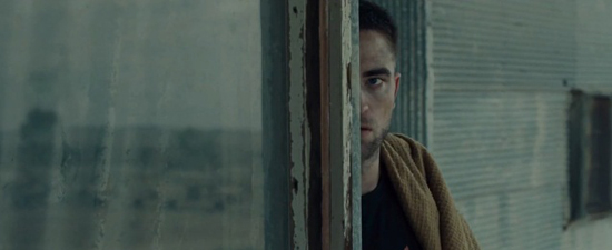 ชมตัวอย่างใหม่ของ The Rover ผลงานล่าสุดของ โรเบิร์ต แพททินสัน 