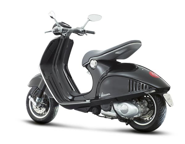 Vespa 946