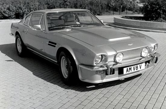ʵѹ Թ 8 ǹ෨ ѹ (Aston Martin V8 Vantage Volante)