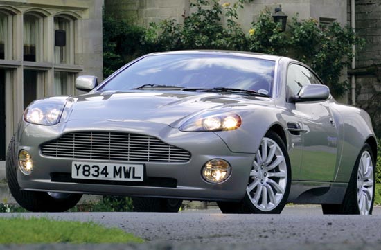 ʵѹ Թ ǹԪ (Aston Martin Vanquish)