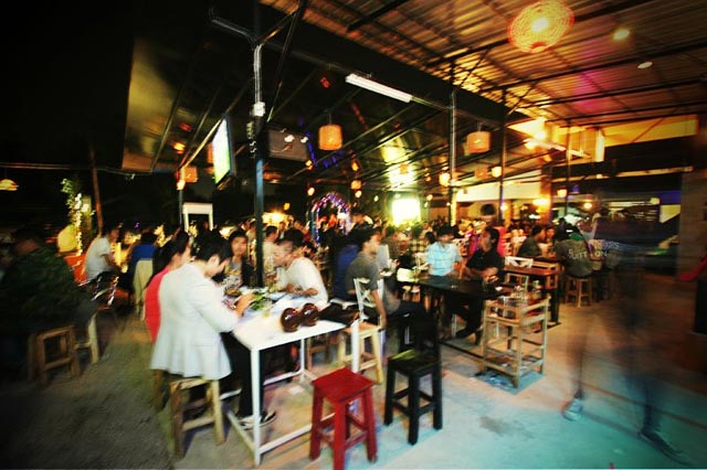 มะเก่า Original Pub and Restaurant มะเก่า Original Pub and Restaurant