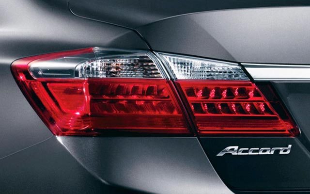 ͹绷 Honda Accord 2013