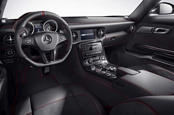 Mercedes-Benz SLS AMG GT 2013